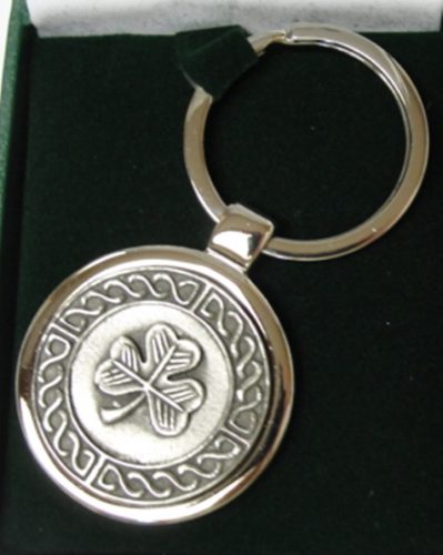 Irish Connemara Marble Key Ring/Chain with  Mullingar Pewter Claddagh Design 