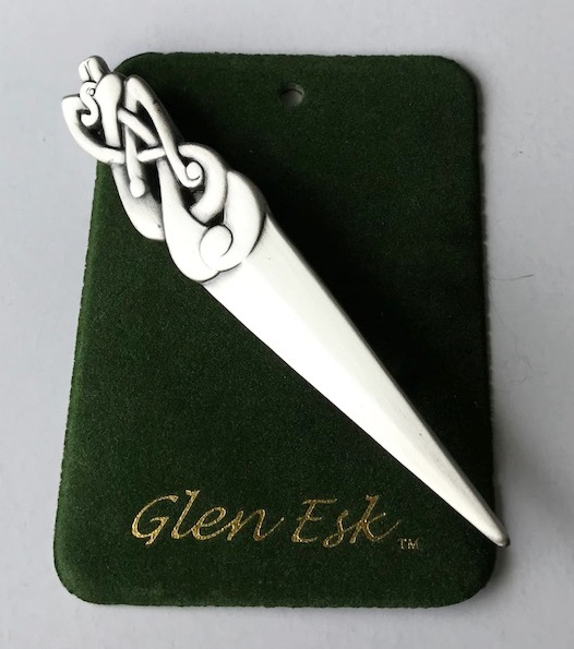 Irish Kilt Pin, Irish Shamrock Pin, Claddagh Kilt Pin, Harp